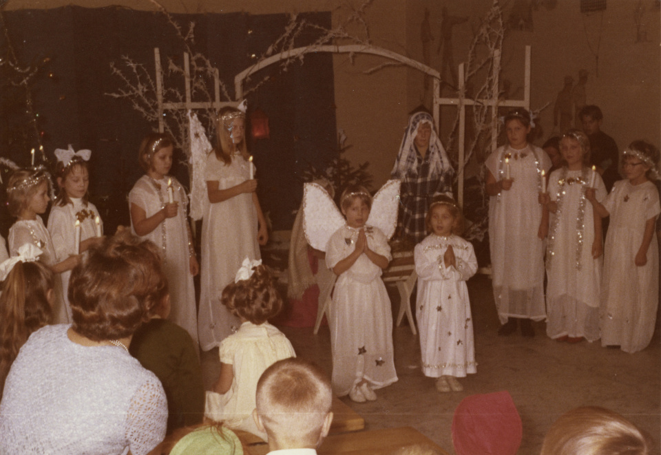 Joulujuhlien enkelikuoro 1960-luvulla